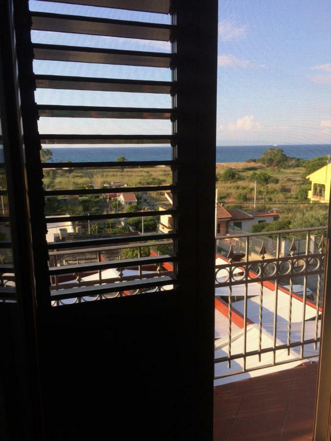 Tyrrhenian Sea Apartment Torre di Faro 外观 照片